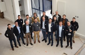 Les membres du village by CA