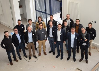 Les membres du village by CA